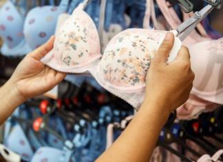 Is it okay for women not to wear a bra?
